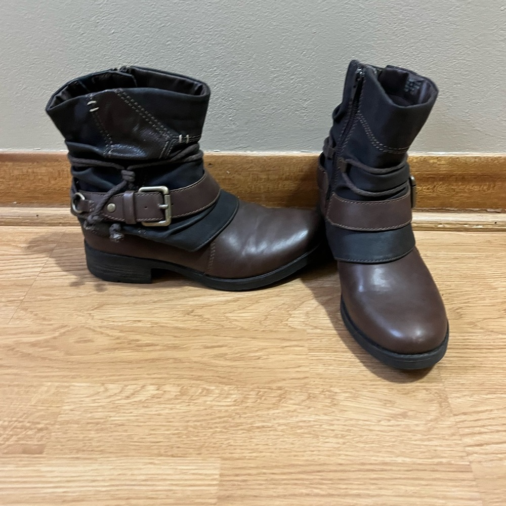 Bootie - Picture 3 of 5